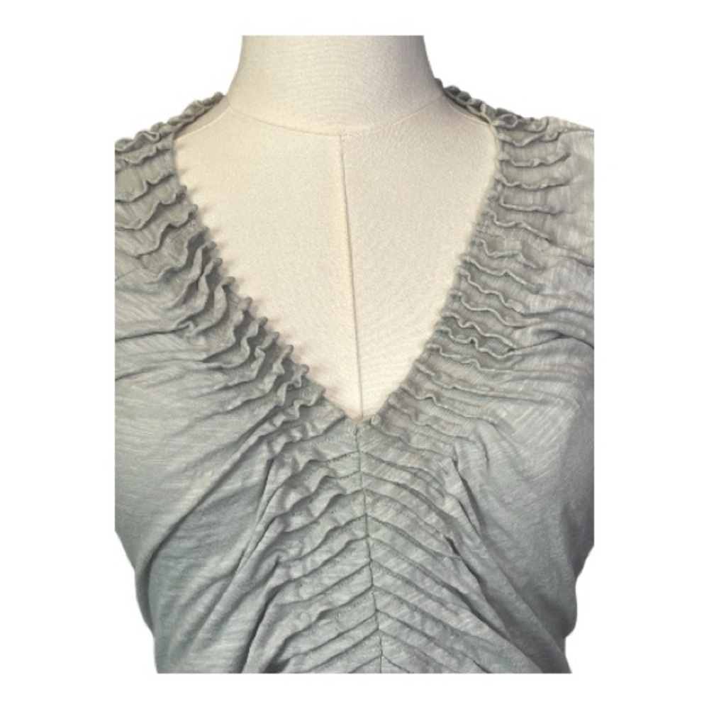 EUC Urban Outfitters brand sage gray ruched front top – size M - Picture 2 of 7